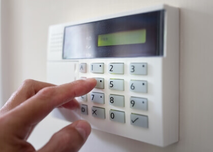 6-maintenance-tips-to-remember-for-your-home-security-system-when-you-do-your-spring-cleaning